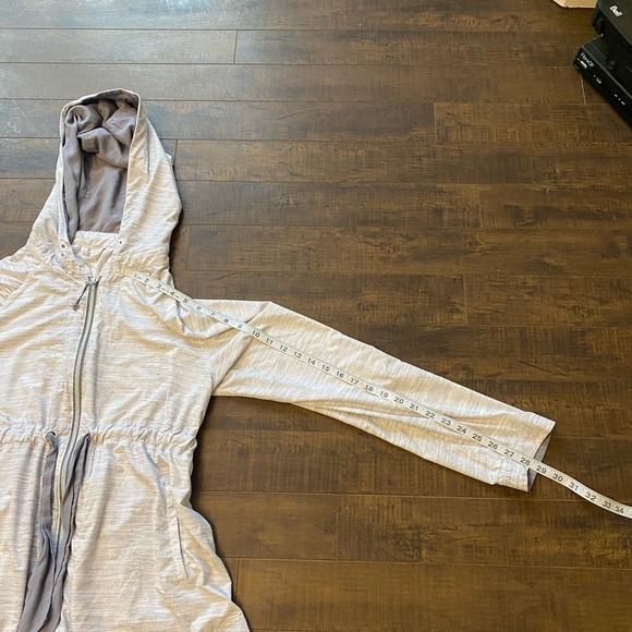 Lululemon Vitality Jacket Hoody - Picture 8 of 12